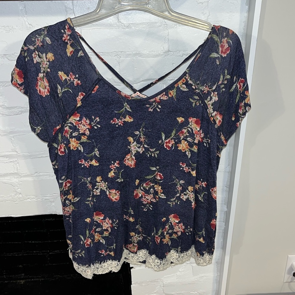 Tee
